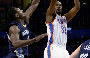 Le Thunder en avance Le Thunder en avance