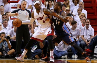 La cavalerie suit LeBron James La cavalerie suit LeBron James