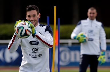Lloris voit à long terme Lloris voit à long terme