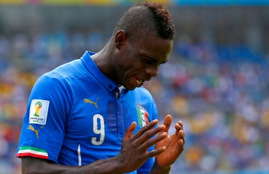 L'AC Milan condamne la photo de Balotelli L'AC Milan condamne la photo de Balotelli