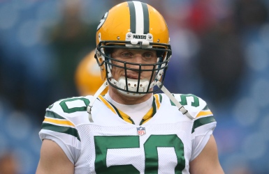 Les Falcons offrent un contrat à A.J. Hawk