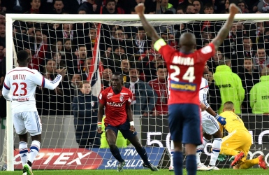 Lyon ouvre la porte au PSG Lyon ouvre la porte au PSG