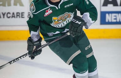 Noah Juulsen nommé capitaine à Everett