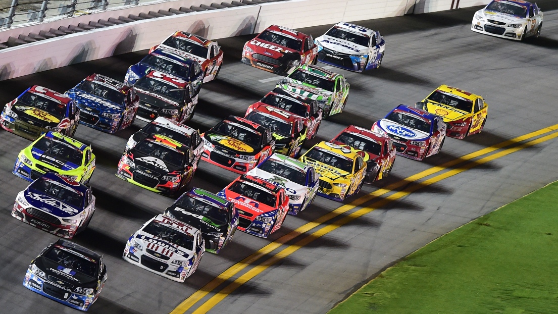 nouvelle-a-rodynamique-et-plus-de-puissance-en-nascar-sprint-rds-ca