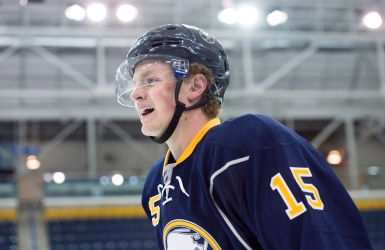 Jack Eichel de retour contre les Sénateurs?