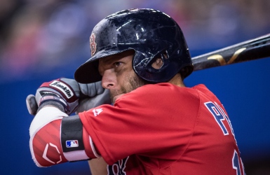 Dustin Pedroia a été opéré au genou gauche