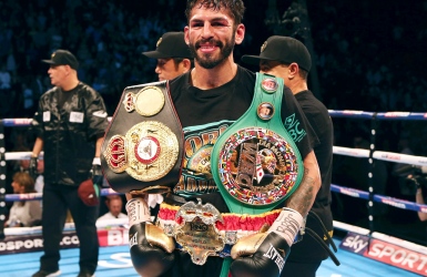 Jorge Linares est le nouveau des roi des légers