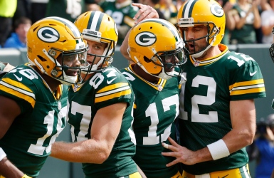 NFL : Rodgers mène un festival offensif