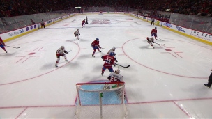 Sergachev lance, Gallagher dévie! Sergachev lance, Gallagher dévie!