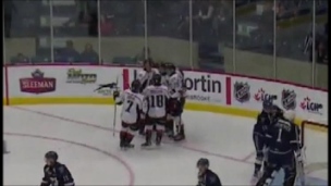 Huskies 5 - Phoenix 2 Huskies 5 - Phoenix 2