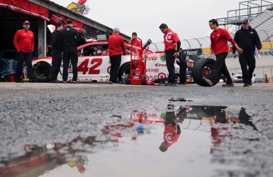 L'épreuve de la série Xfinity remise à demain