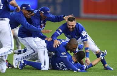 Les Jays s'envolent vers le prochain tour