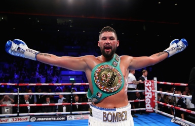 Tony Bellew détruit BJ Flores et défie Haye