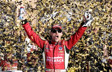 Kevin Harvick accède à la ronde des huit