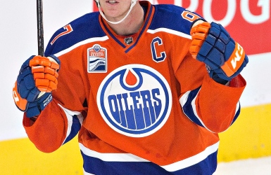 La 1re étoile à McDavid, la 2e à Matthews