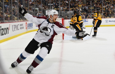 LNH : Le 2e de Landeskog coule Pittsburgh