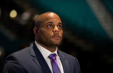UFC: Cormier souffre d'une déchirure à l'aine