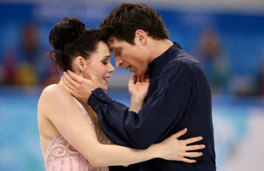 Tessa Virtue et Scott Moir brisent la glace