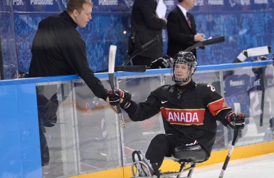 Le Canada se taille une place en finale