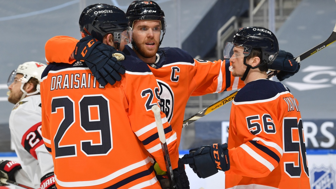 Leon Draisaitl, Connor McDavid et Kailer Yamamoto