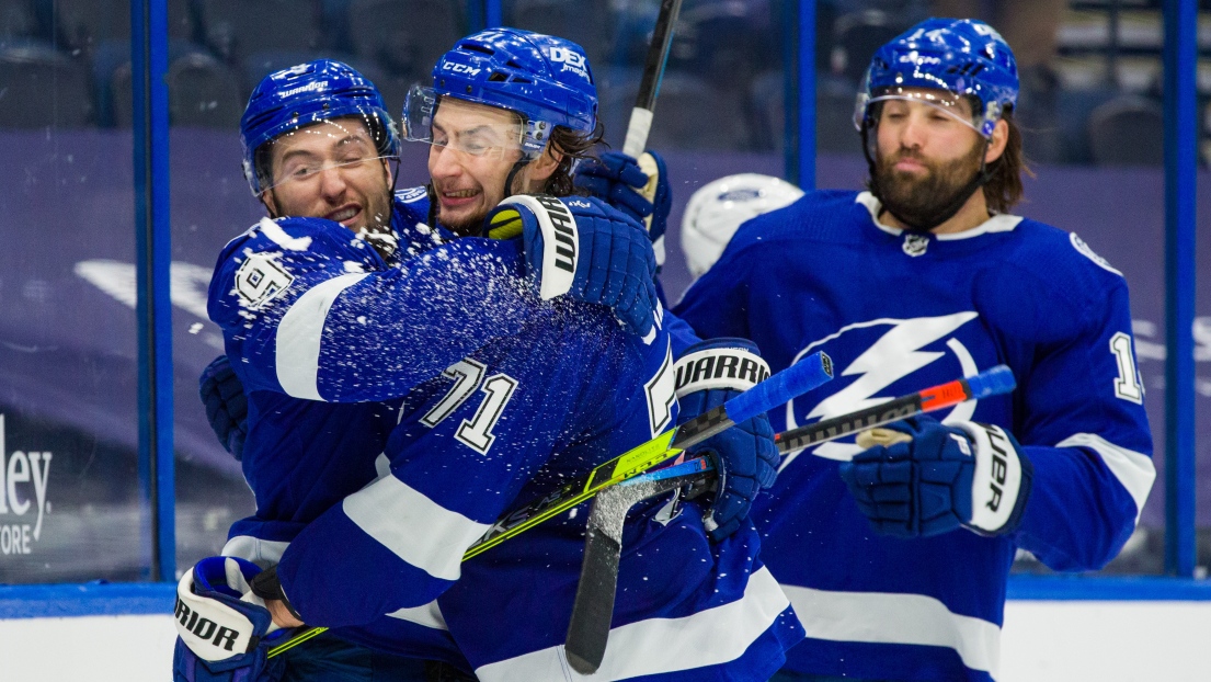 Tyler Johnson et Anthony Cirelli