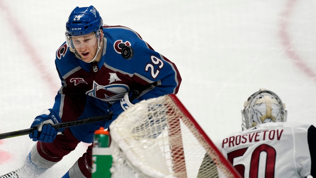 Nathan MacKinnon