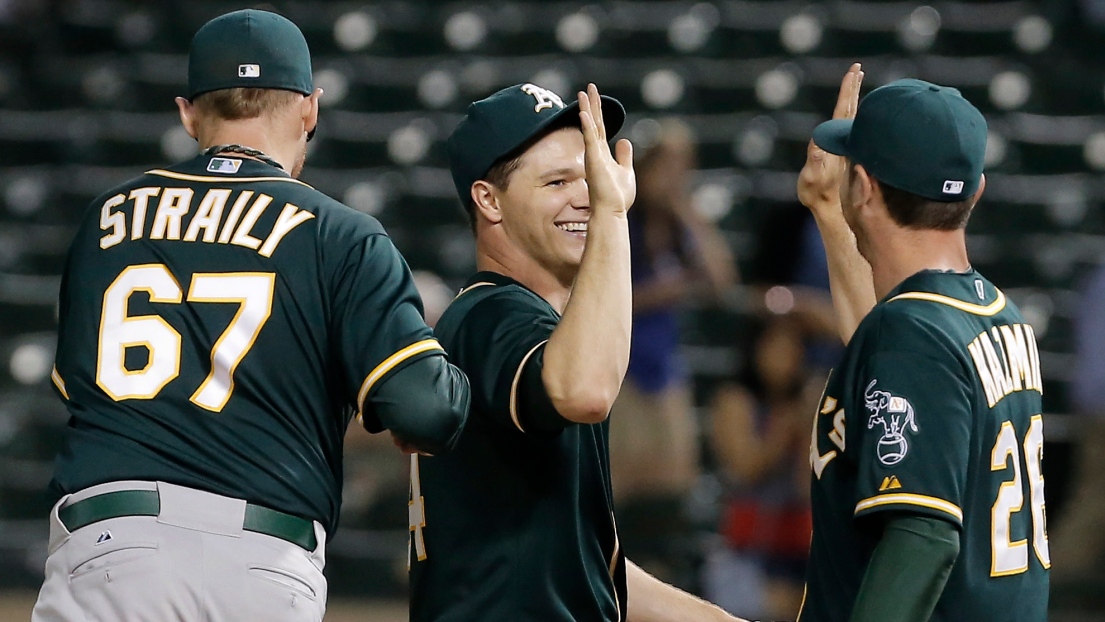 Dan Straily, Sonny Gray et Scott Kazmir des Athletics d'Oakland