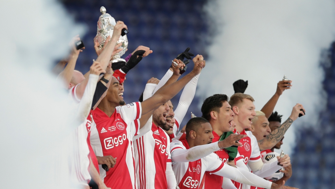 Coupe des PaysBas l'Ajax Amsterdam bat Vitesse Arnhem en finale RDS.ca