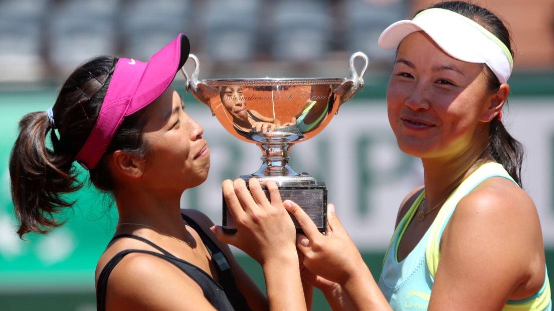 Su-Wei Hsieh et Peng Shuai