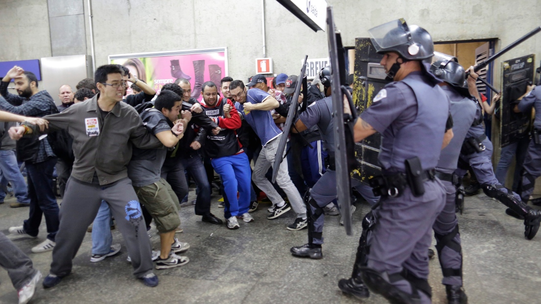 Des affrontements à Sao Paulo