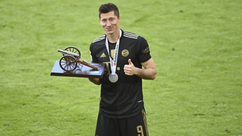 Bayern Munich 5 - FC Augsbourg 2