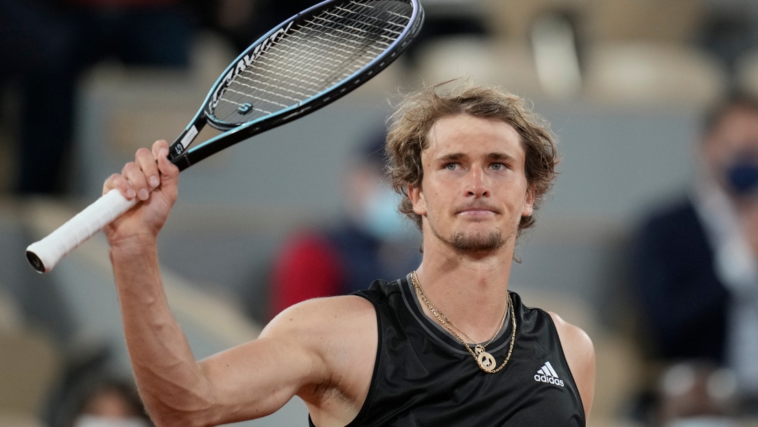 Roland-Garros : Alexander Zverev, efficace, se qualifie pour les