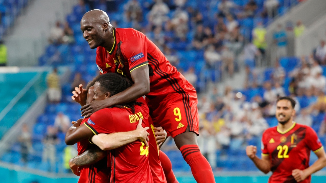 Les joueurs belges célèbrent un but
