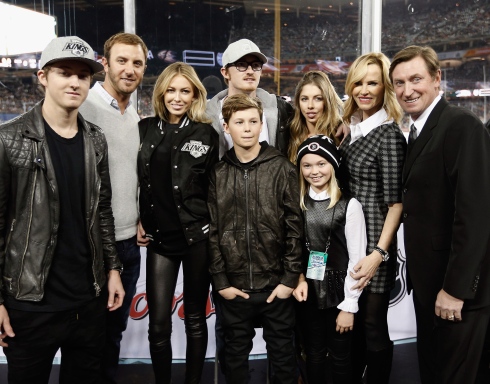 Dustin Johnson et la famille de Paulina et Wayne Gretzky