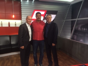 C'est un honneur pour nous de recevoir Anthony Calvillo dans nos studios, 3 jours avant le retrait de son numéro 13 par les Alouettes! 10 oct 2014 5 à 7 Anthony Calvillo