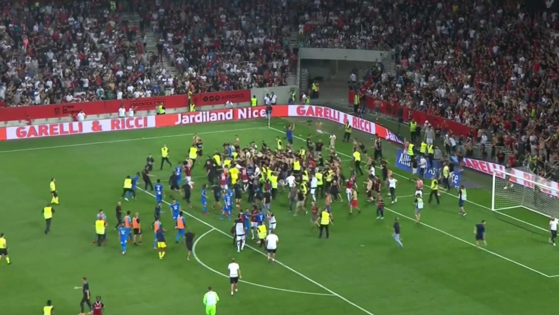 Le match Nice-Marseille a été marqué par des confrontations entre joueurs et partisans