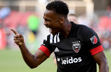 Ola Kamara soulève le D.C. United