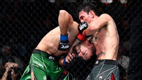 Holloway remporte une bataille spectaculaire