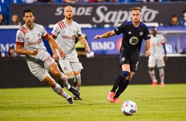 Le CFM Ă un gain de la Ligue des champions