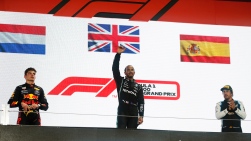 Verstappen Hamilton.jpg