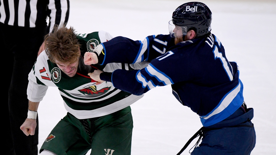 Marcus Foligno et Adam Lowry