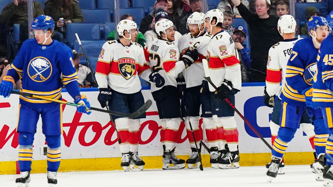 Brandon Montour, Carter Verhaeghe, Aleksander Barkov et Mason Marchment