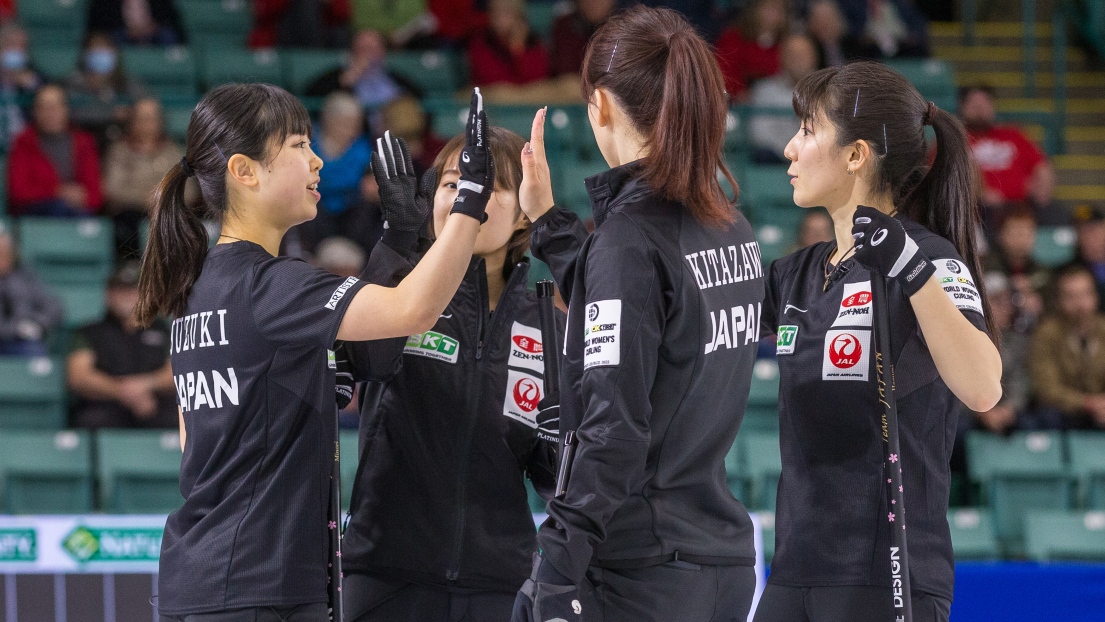 L'équipe japonaise de curling féminin.