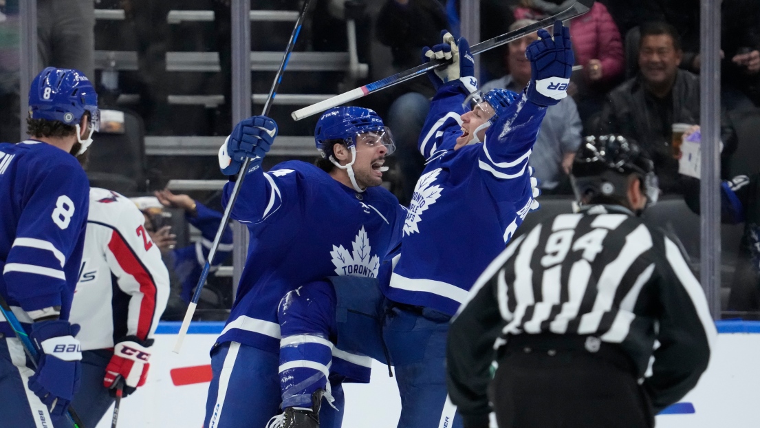 Auston Matthews et Michael Bunting