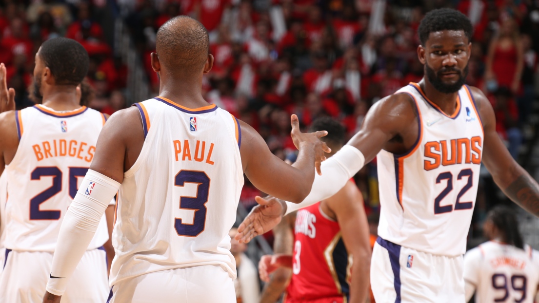 Chris Paul et Deandre Ayton