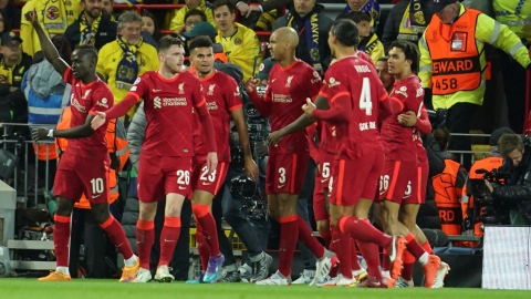 Liverpool domine Villarreal en demi-finale aller