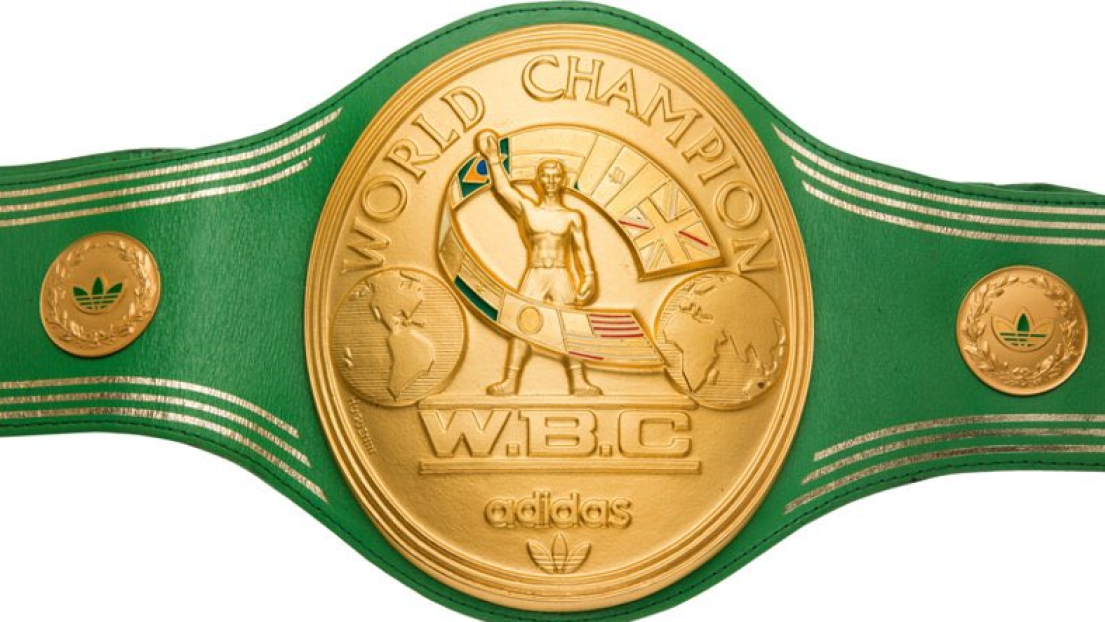 La ceinture de championnat WBC des poids lourds acquise par Muhammad Ali en 1974,