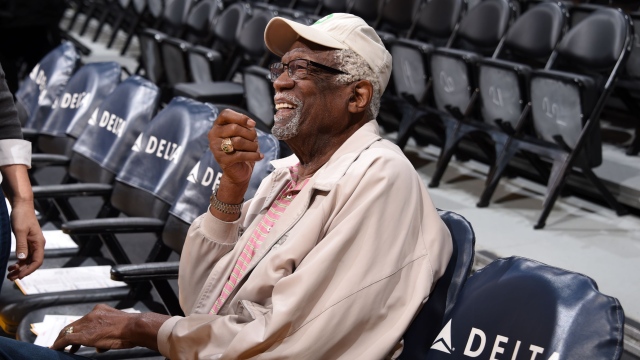 Vibrants hommages pour Bill Russell
