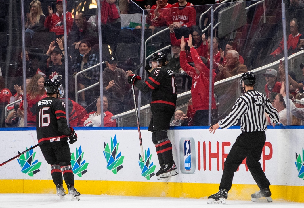 Connor Bedard et Brennan Othmann