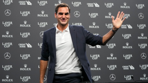 Federer espère se retirer sur un double avec Nadal